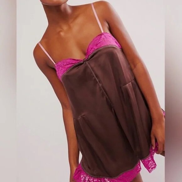 NEW FREE PEOPLE FIRST DATE LACE TRIM ROMPER, MEDIUM - Picture 1 of 12